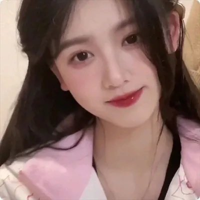 那女孩真帅